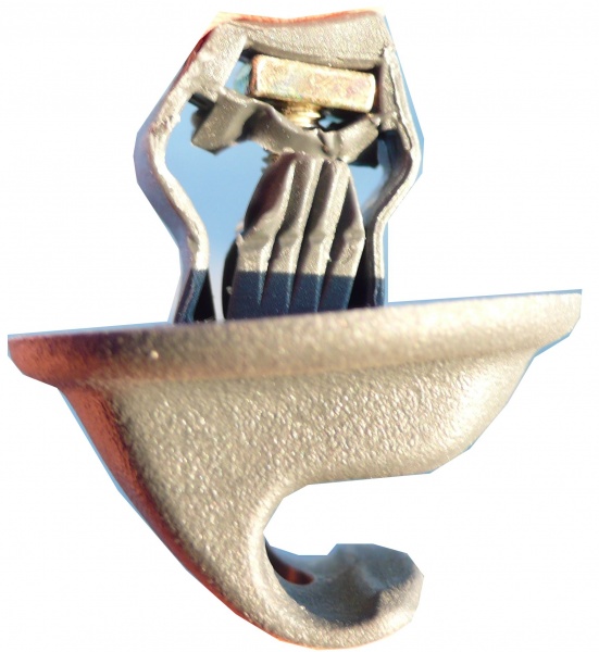 Datei:Mittlere befestigung der ablage.jpg