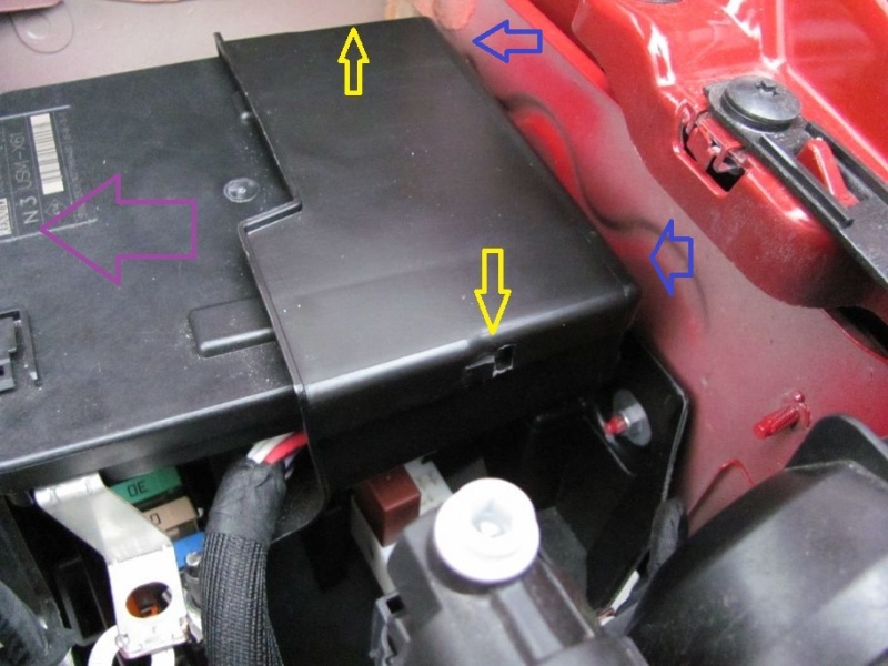 Datei:Kangoo G2 TFL SiKa Huelle.jpg